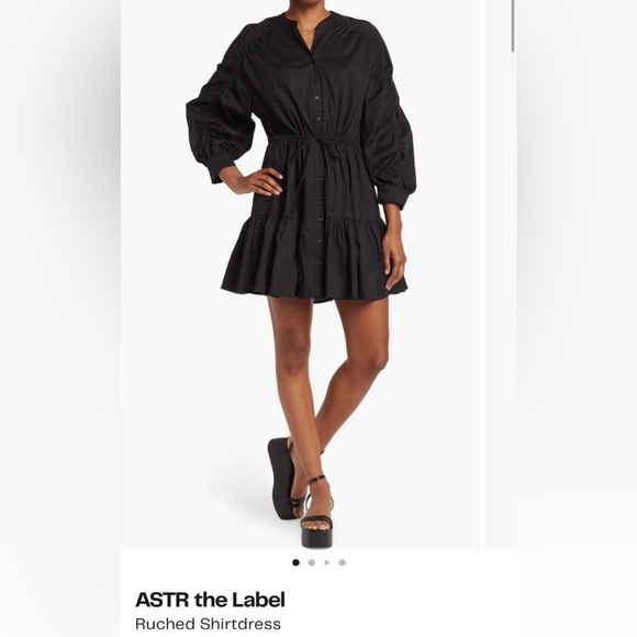 Astr Dresses & Skirts - ASTR Black Puff Sleeve Mini Dress